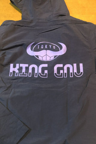 モーちゃん探検隊 : King Gnu のグッズ【アノラック】